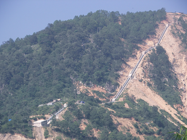 云南盛翔----------堵河三級水電站泥