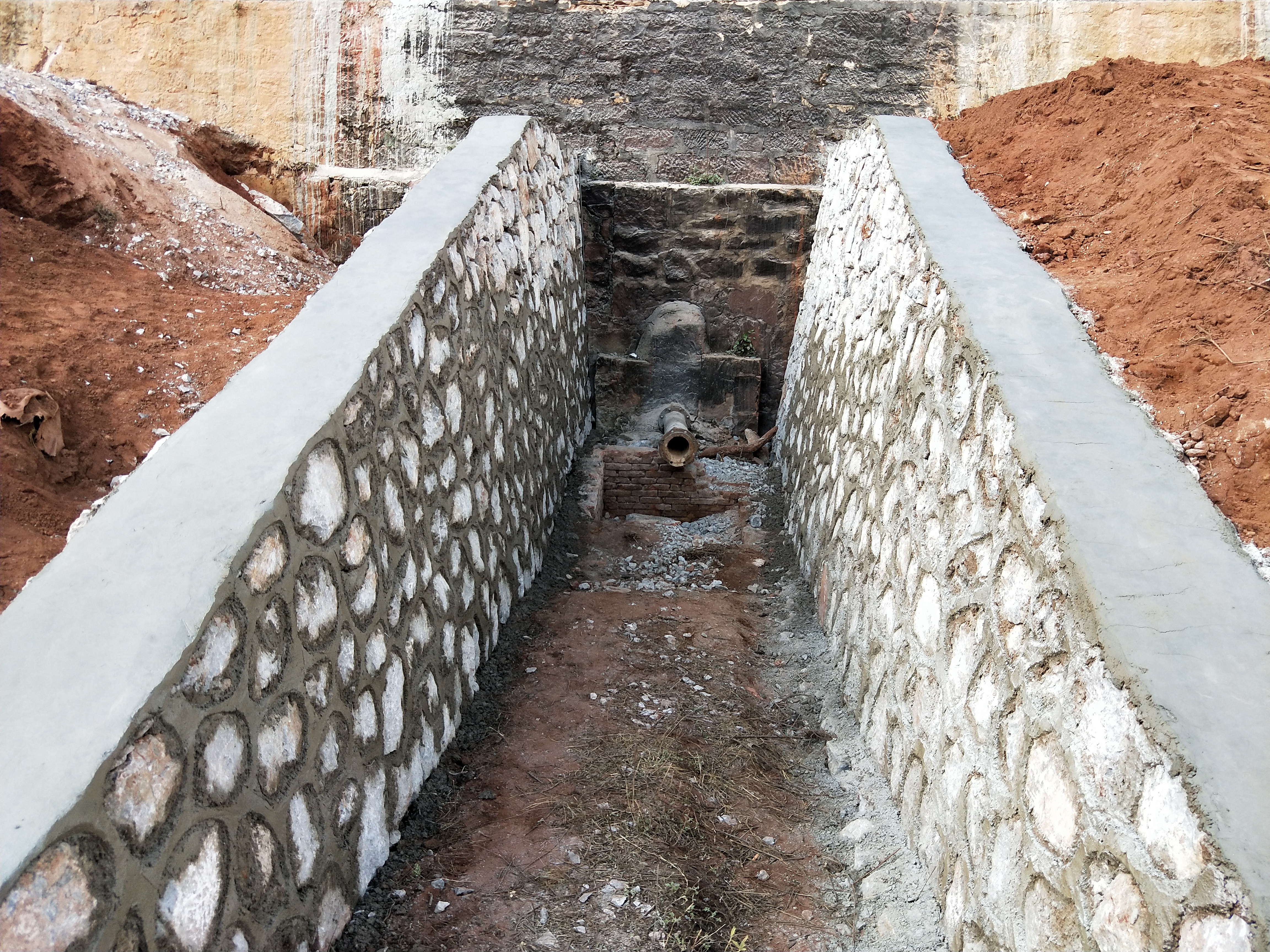 安寧市太平蜈蚣橋壩塘除險(xiǎn)加固及補(bǔ)水工程