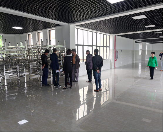 冊峨村委會辦公區(qū)及餐廳裝修工程項目順利通過 竣工驗收