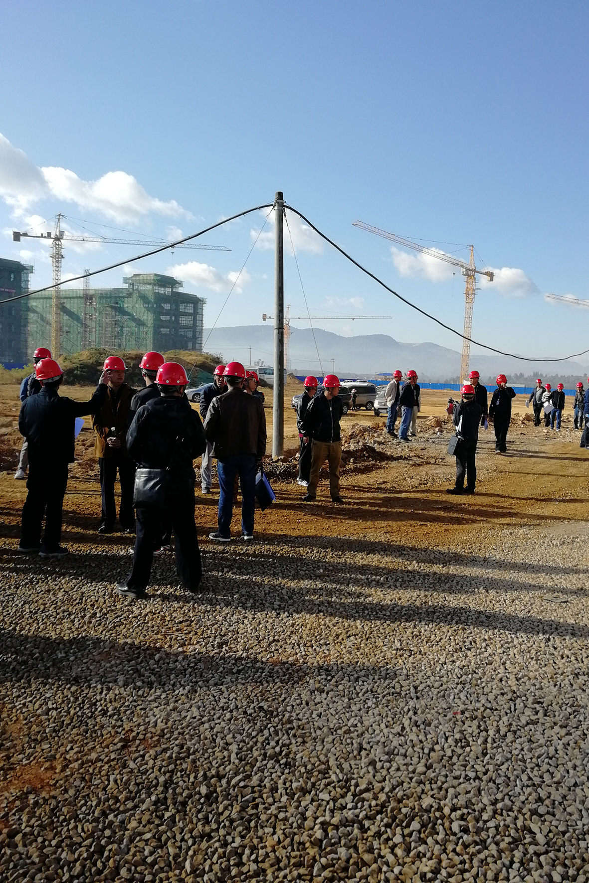 云南省戒毒局強戒系統(tǒng)觀摩學(xué)習(xí)我司監(jiān)理的云南省第二強制隔離戒毒所施工現(xiàn)場