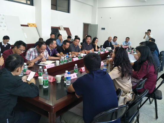 云南省教育廳組織有關(guān)高校基建部門工作人員到我公司監(jiān)理的云南工藝美術(shù)學(xué)校新校區(qū)建設(shè)項目學(xué)習(xí)交流