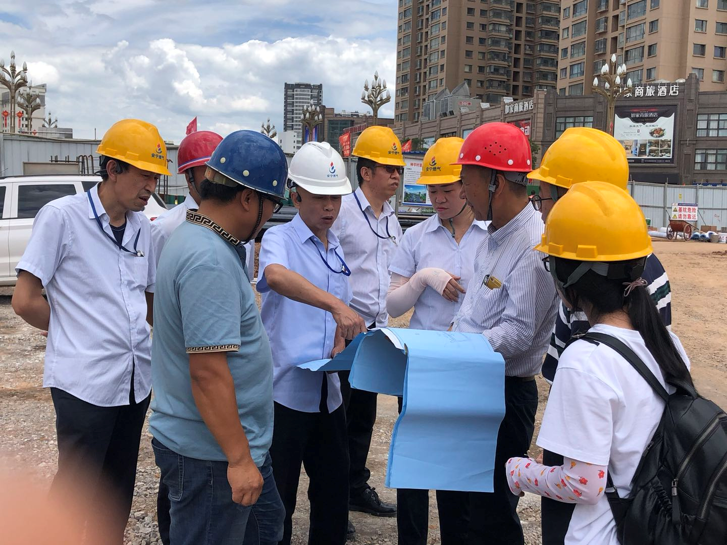 安寧市二專線（含連接線）中壓燃?xì)夤艿拦こ?></A>
  </li>
  
  <li id=